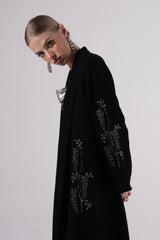 Antique Embroidery Abaya in Black