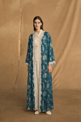 V Neck Abaya - Off White Curvy Toor Lace on Front and Sleeves