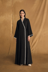 Overlap Abaya - Curvy Loops - Black