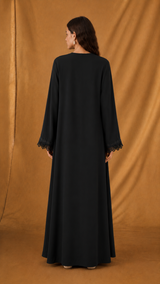 Round Neck Abaya - Black Curvy Lace