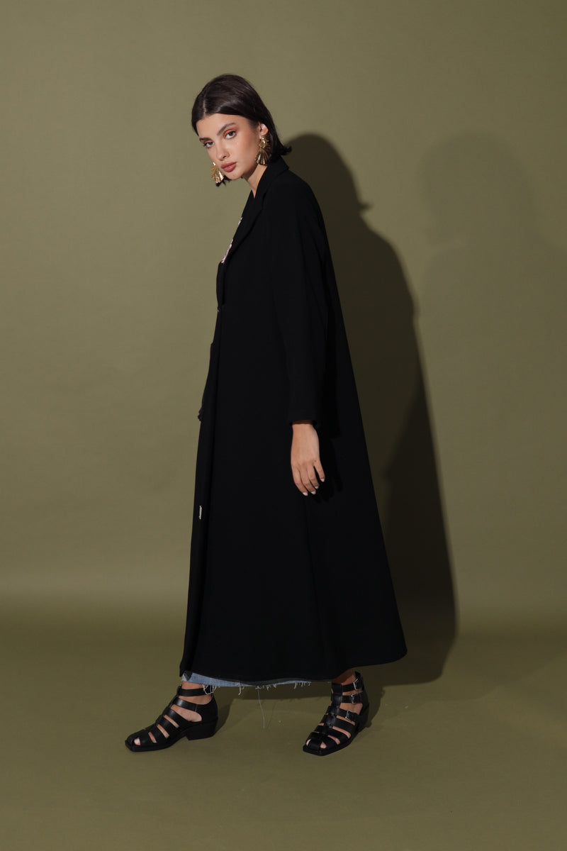 Black Peak Lapel Abaya With Flower Embroidery