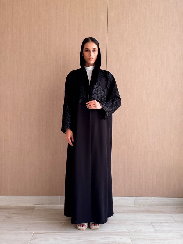 Straight Cut Black Abaya - Dantil Lace Panel