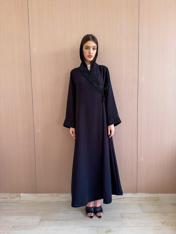 V-High Neck Chinese Collar - Black Curvy Lace