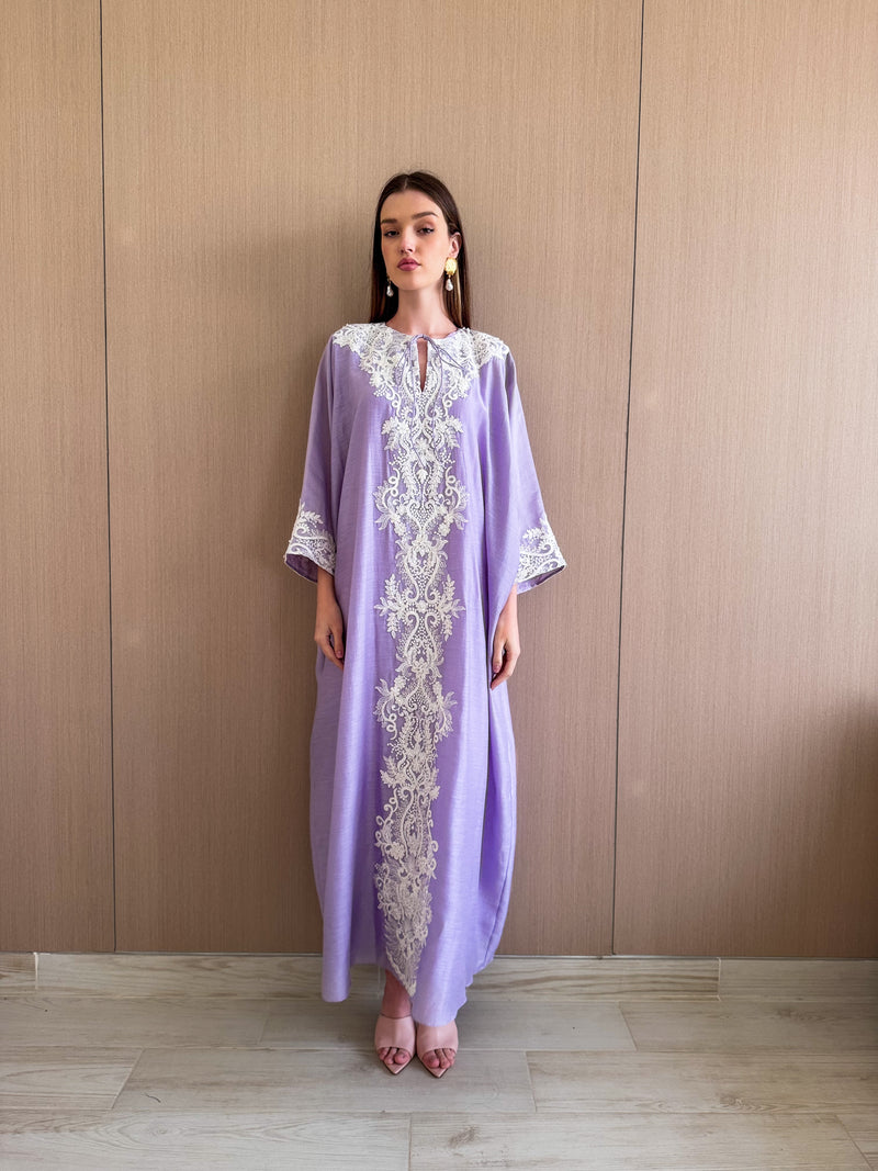Round V neck free size kaftan with off white lace