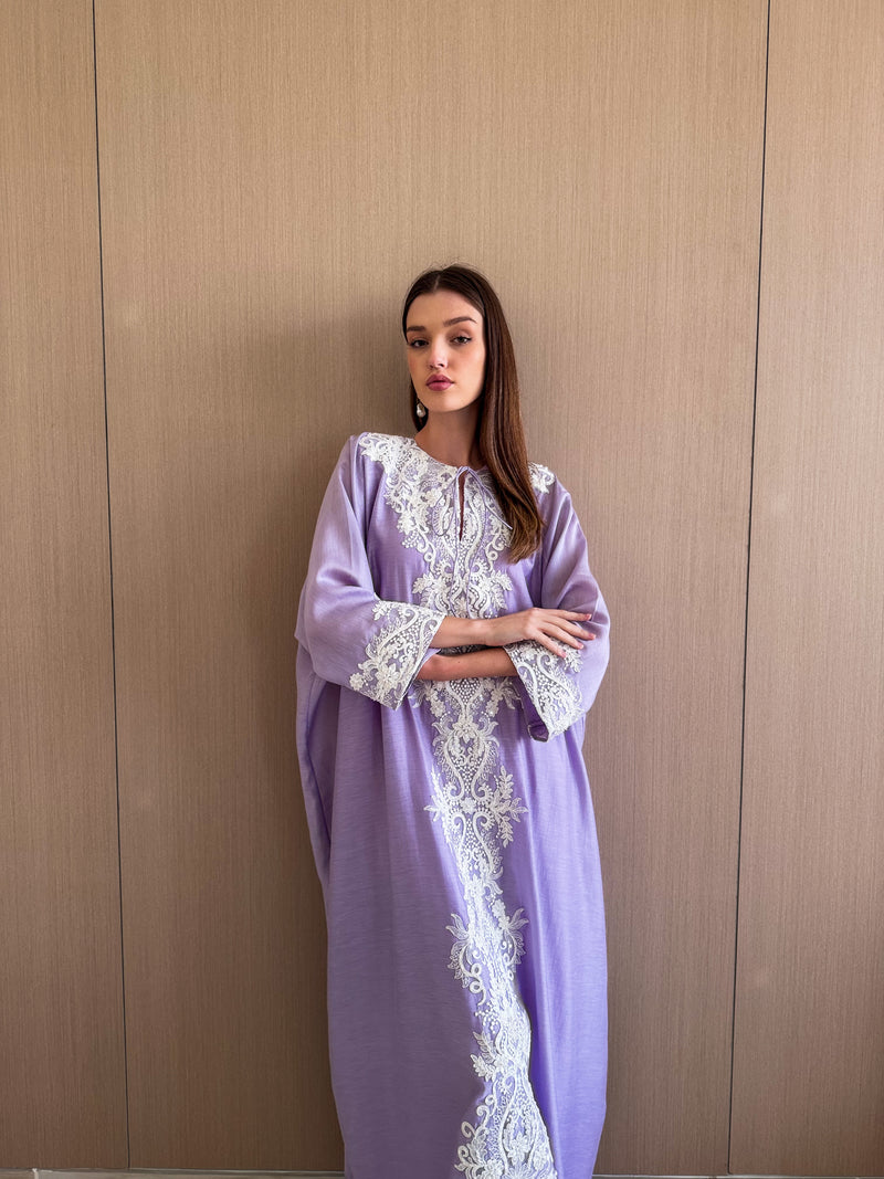 Round V neck free size kaftan with off white lace