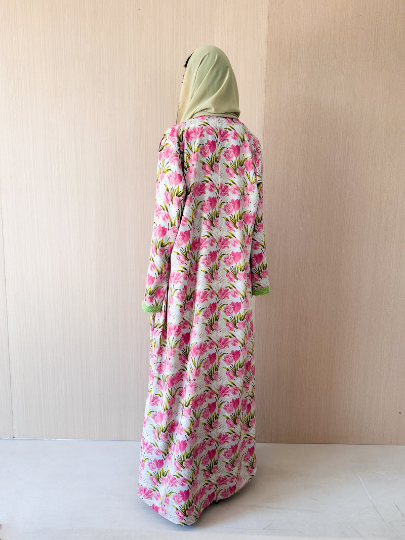 Zainah cut abaya with lace on front in off white