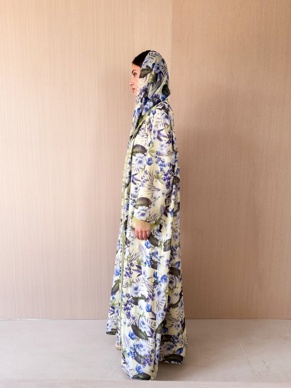 V neck abaya with lace at front and sleeves in mixed color