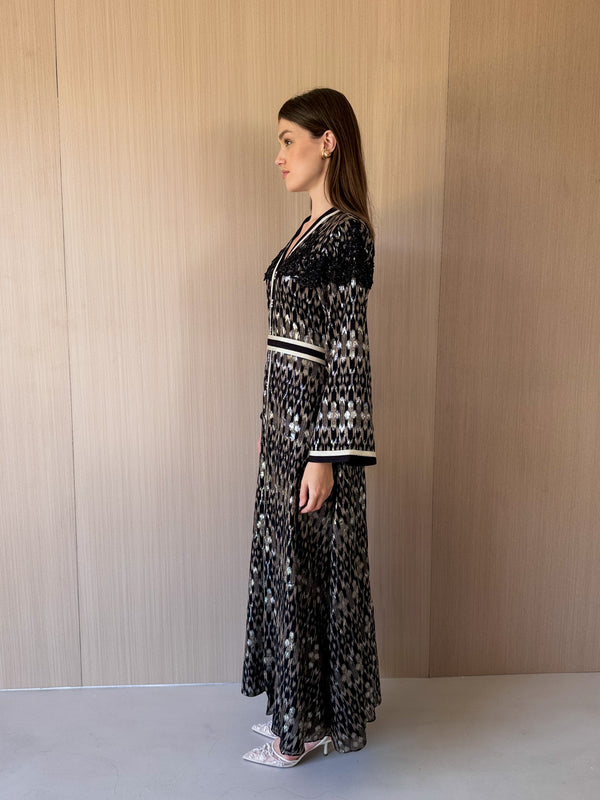V neck kaftan with Marrakech lace