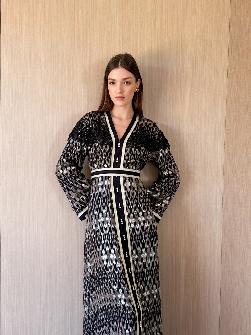 V neck kaftan with Marrakech lace