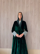 V Neck Overlap Abaya - Off White Dantil Flower Lace on Sleeves