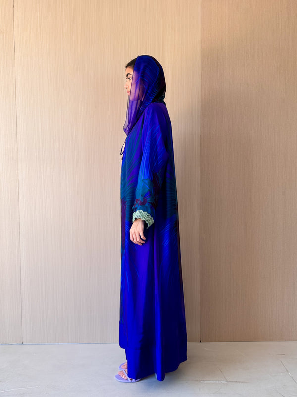 V Neck Abaya With Tie Rope on Front - Green Lace