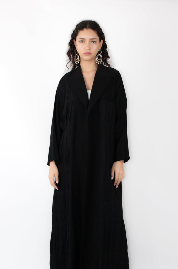 Black Peak Lapel Abaya