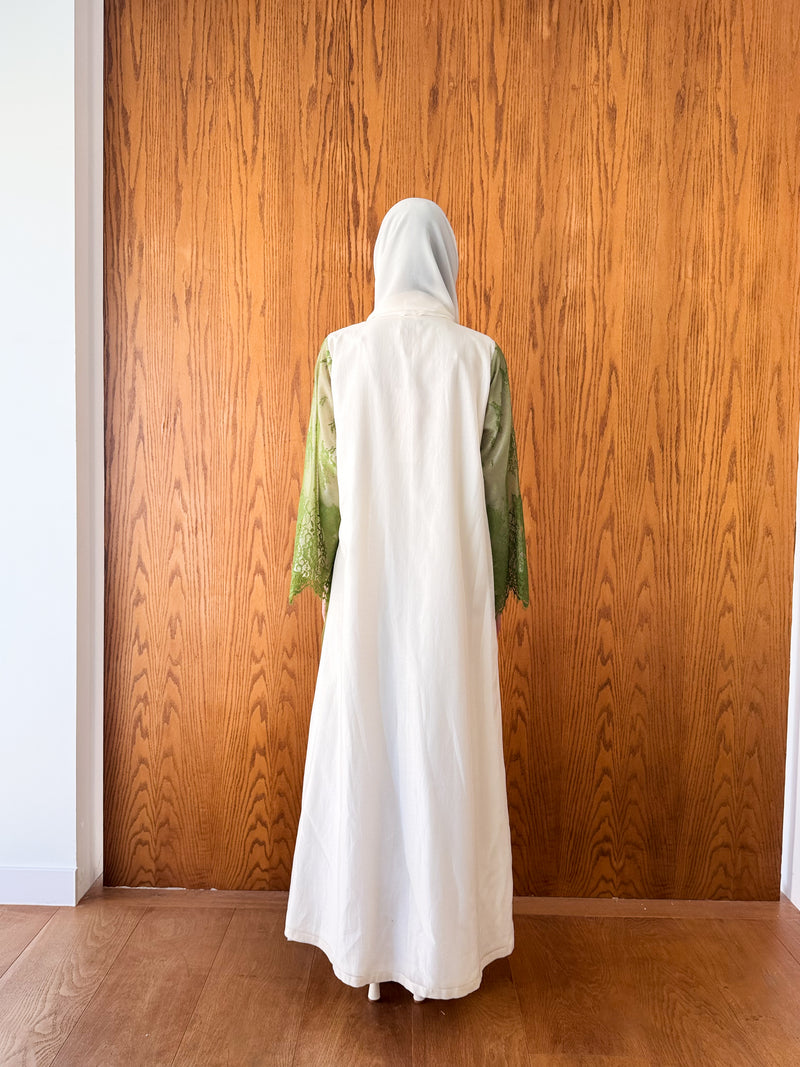 Round Neck Abaya - Tie Rope on Front - Green Dantil Lace