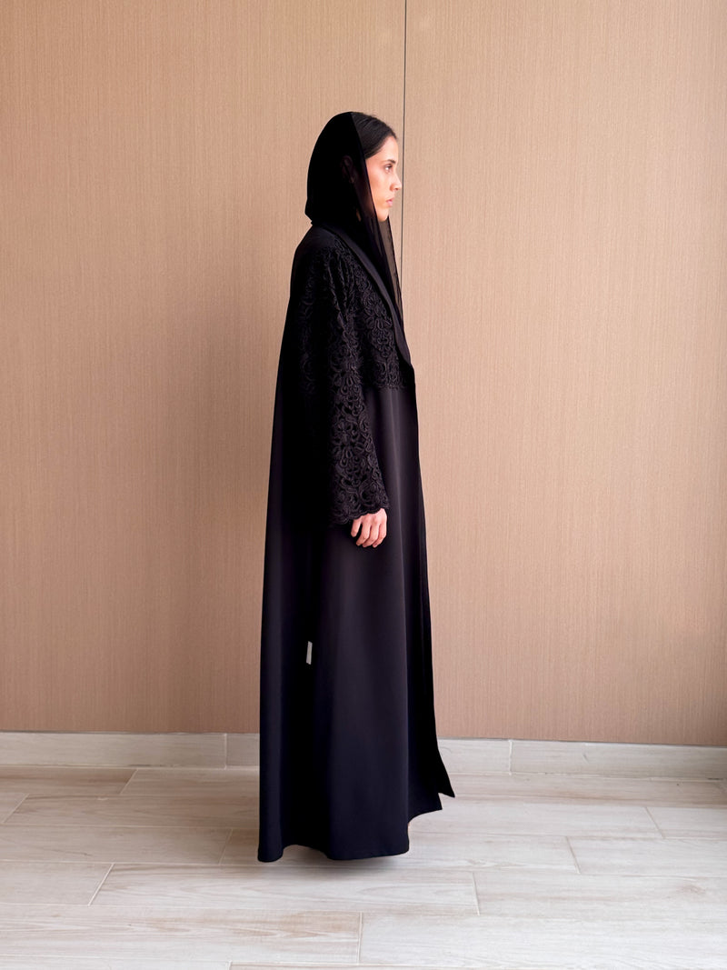 Straight Cut Black Abaya - Dantil Lace Panel