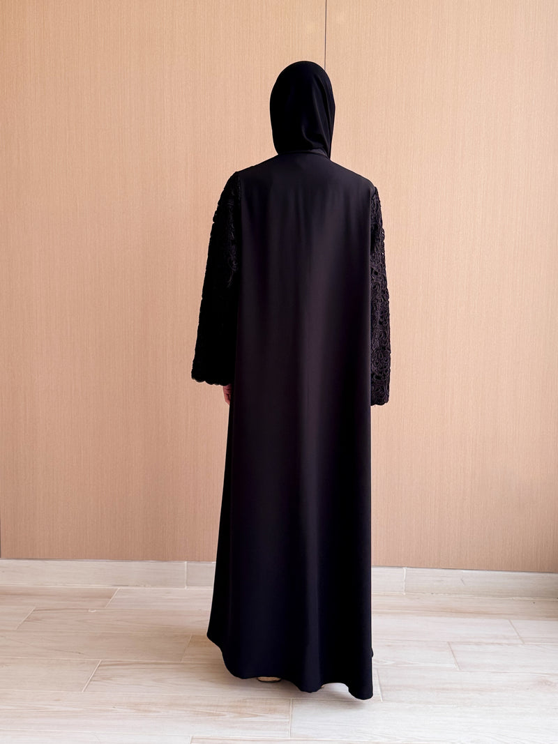 Straight Cut Black Abaya - Dantil Lace Panel