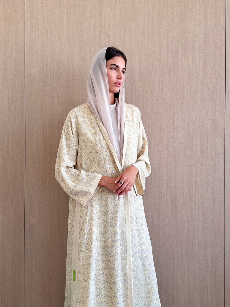 Round Neck Abaya With Border on side/Sleeves