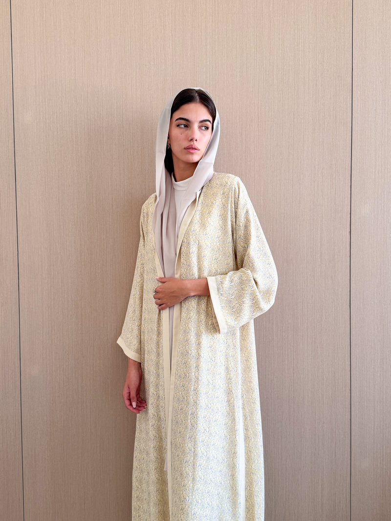 Round Neck Abaya With Border on side/Sleeves
