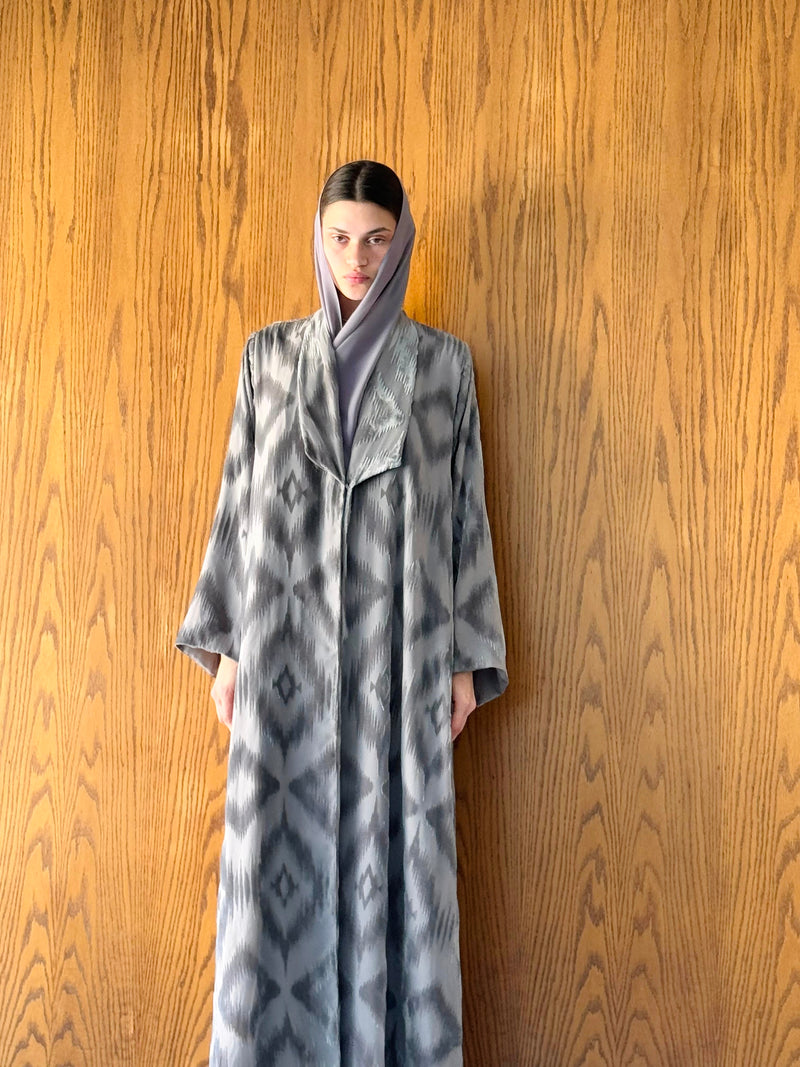 Zainah cut abaya in Grey Velvet Embossed
