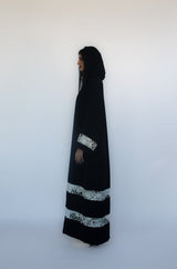 LUNA CUT ABAYA IN ANCHOR THREAD