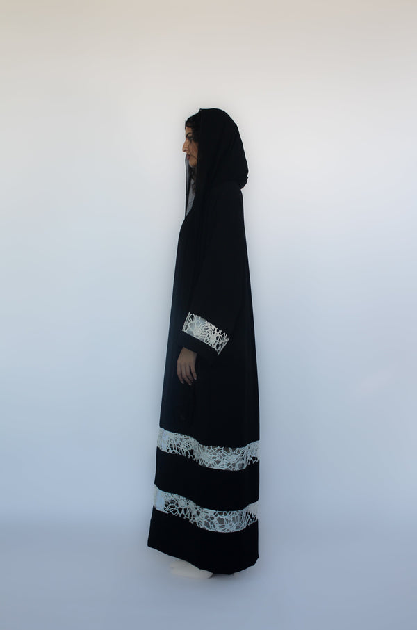 LUNA CUT ABAYA IN ANCHOR THREAD