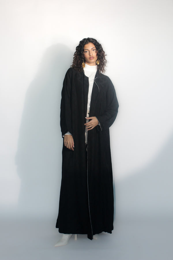 Black leaf textured Round neck Abaya