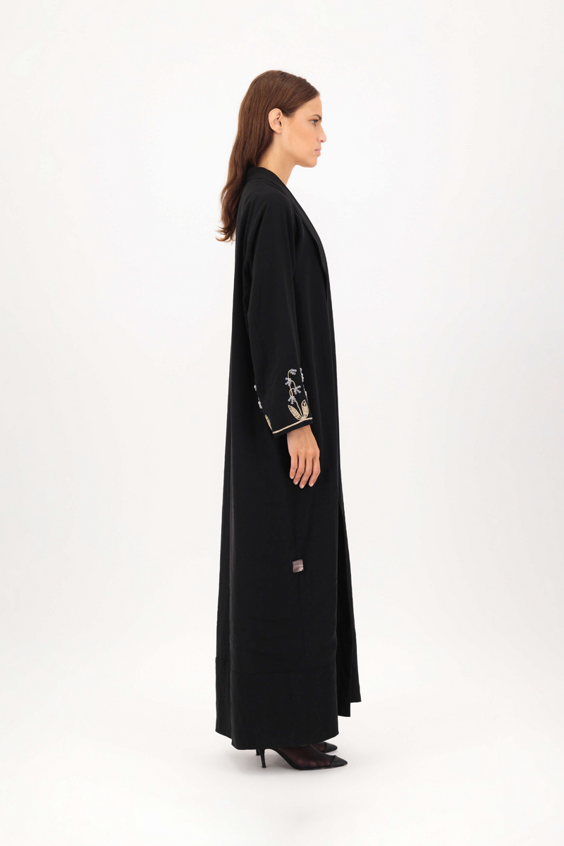 Pom-Pom Dahlia Zainah Cut Abaya in Black