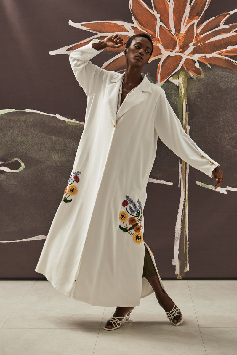 Sunflower Garden Abaya in White